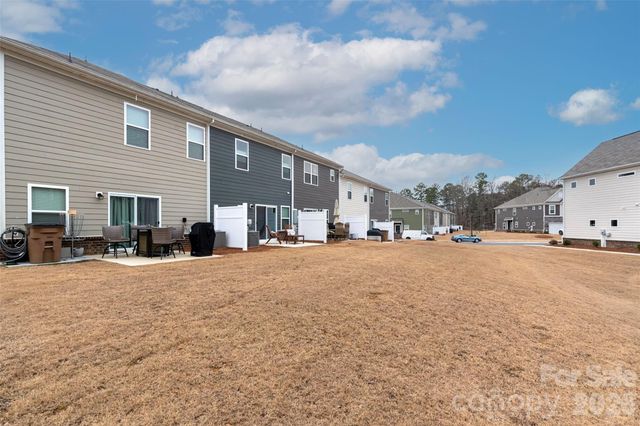 215 Harpers Run Lane, Matthews, NC 28104