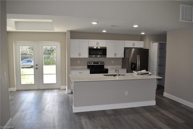 2140 Yalta TER, North Port, FL 34286