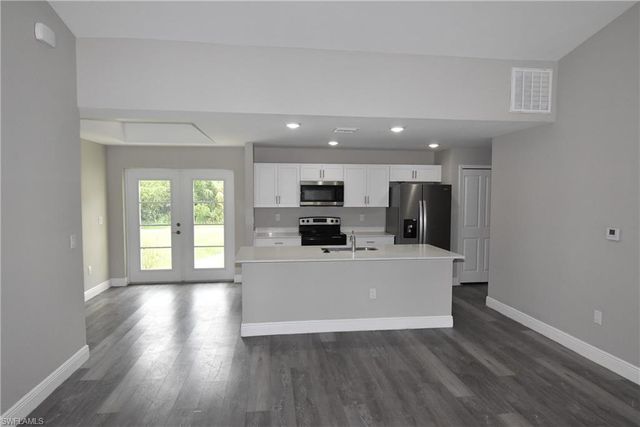 2140 Yalta TER, North Port, FL 34286