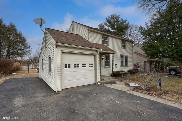 1297 GRAYSTONE RD, Manheim, PA 17545