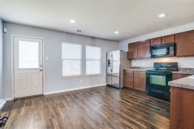 707 Windflower Drive, Fate, TX 75087