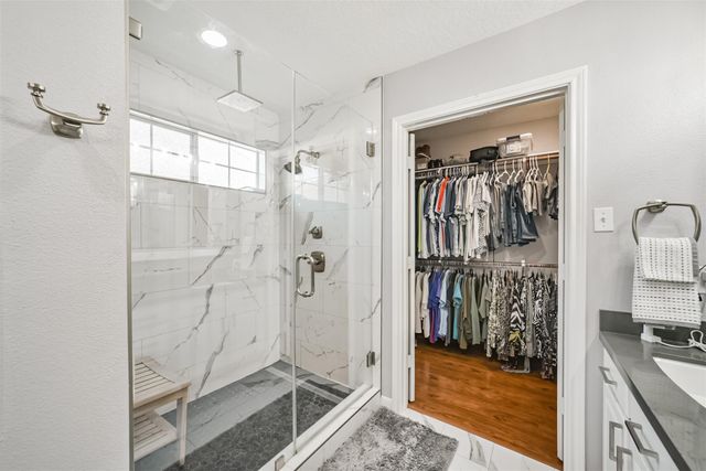 1430 W 24th Street, Houston, TX 77008