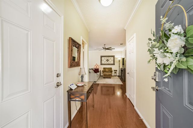 1430 W 24th Street, Houston, TX 77008