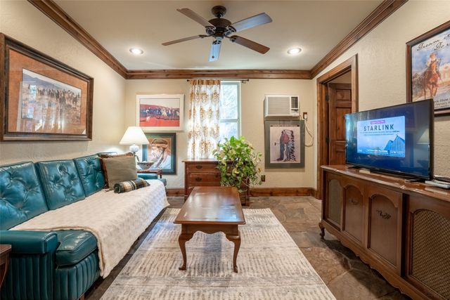 1904 Floyd Road, Weatherford, TX 76087