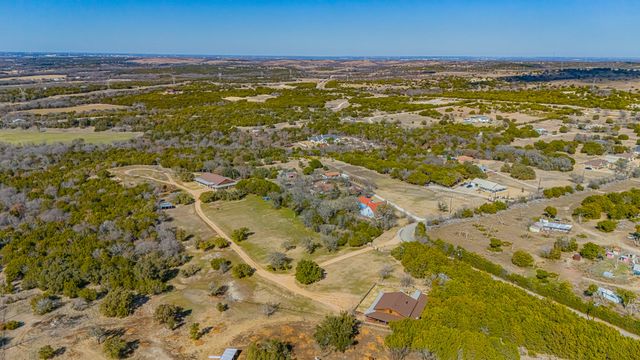 1904 Floyd Road, Weatherford, TX 76087