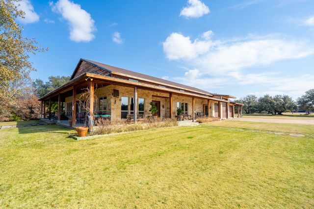 1904 Floyd Road, Weatherford, TX 76087