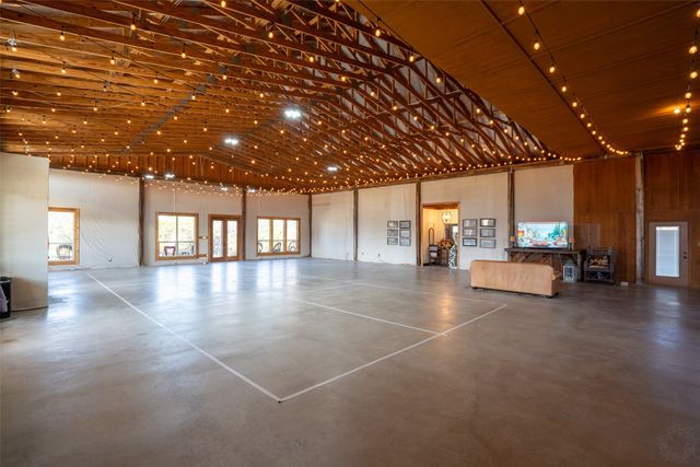 1904 Floyd Road, Weatherford, TX 76087