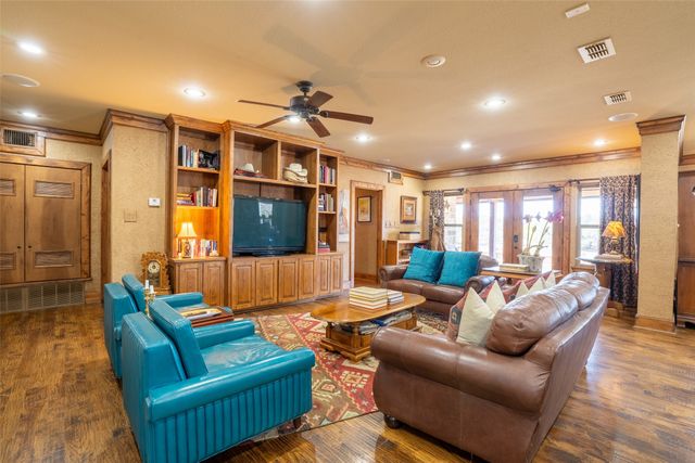 1904 Floyd Road, Weatherford, TX 76087