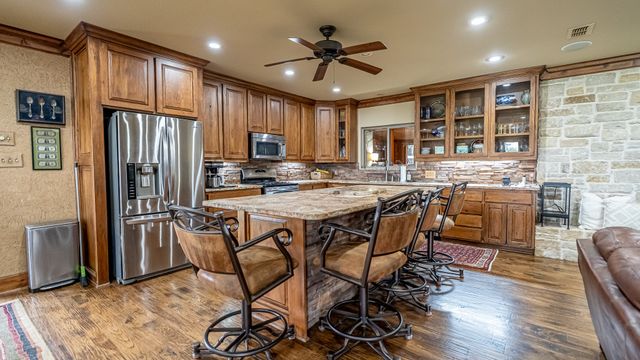 1904 Floyd Road, Weatherford, TX 76087