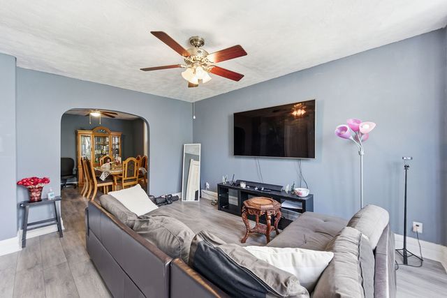 6433 S Aberdeen Street, Chicago, IL 60621