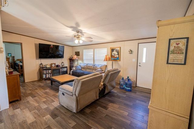 88 County Road 1333, Liberty, TX 77575