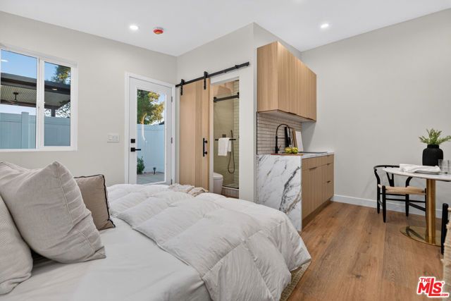 3623 5th Avenue, La Crescenta, CA 91214