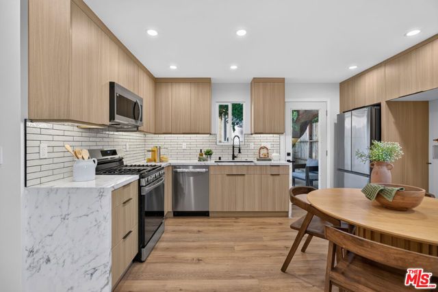 3623 5th Avenue, La Crescenta, CA 91214