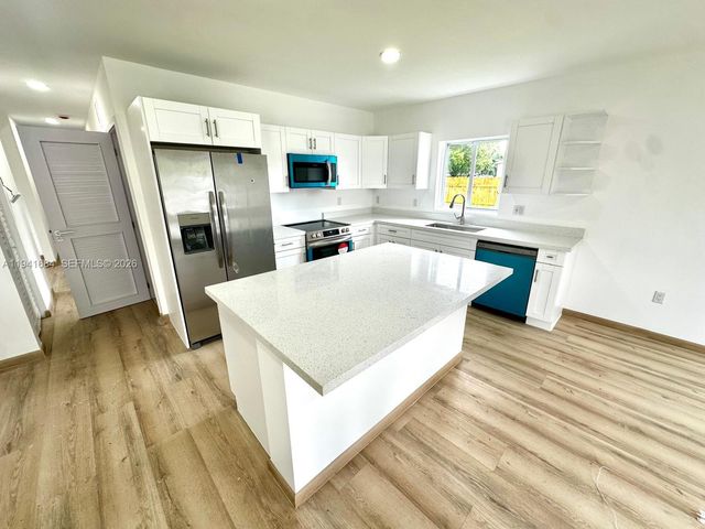 722 NW 6 CT, Florida City, FL 33034