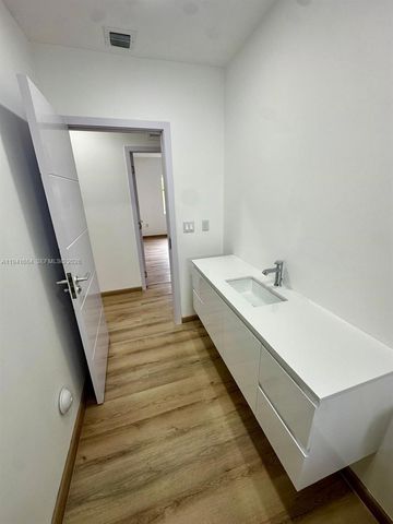 722 NW 6 CT, Florida City, FL 33034