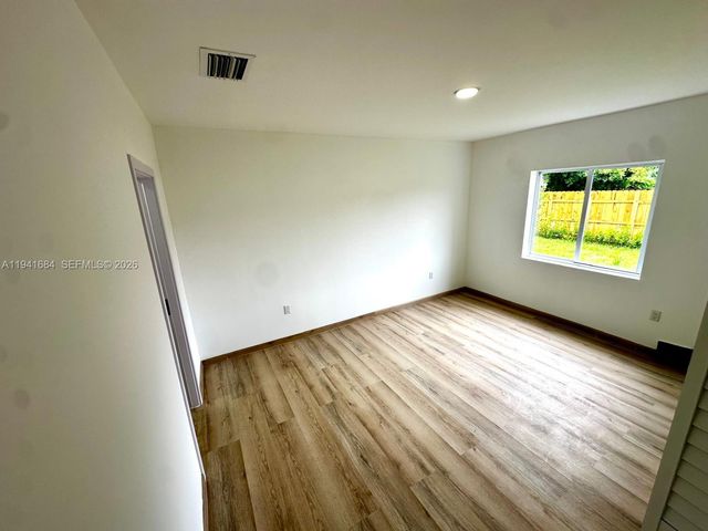 722 NW 6 CT, Florida City, FL 33034