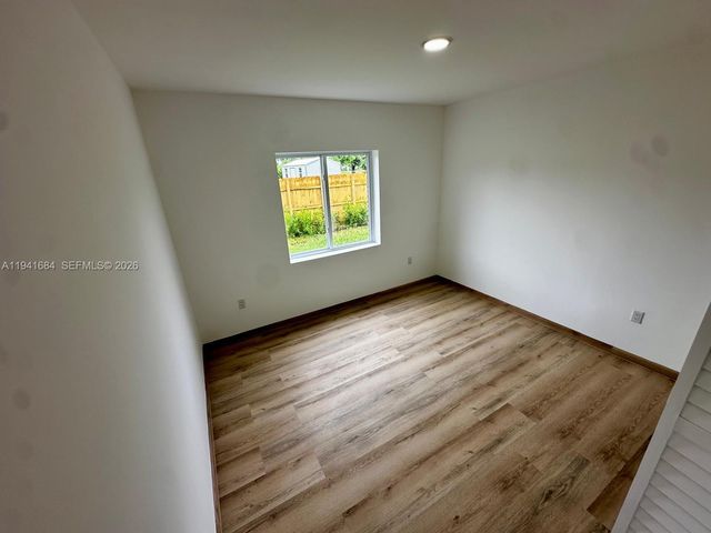 722 NW 6 CT, Florida City, FL 33034