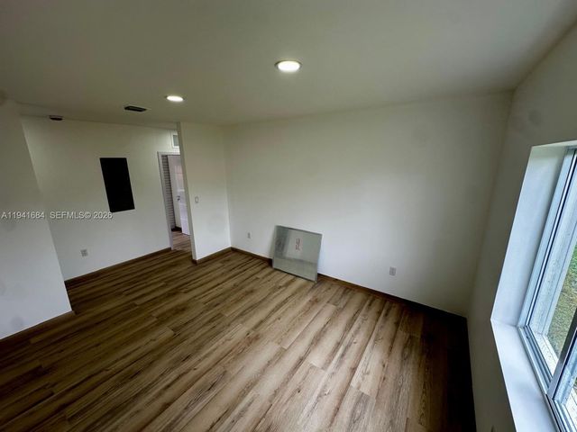 722 NW 6 CT, Florida City, FL 33034