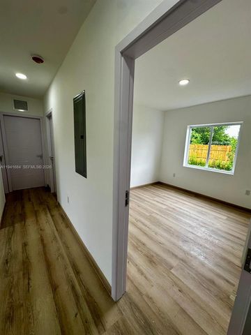 722 NW 6 CT, Florida City, FL 33034