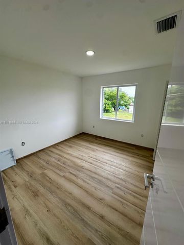 722 NW 6 CT, Florida City, FL 33034