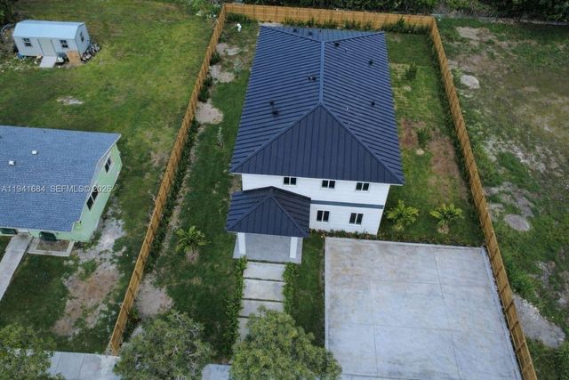 722 NW 6 CT, Florida City, FL 33034