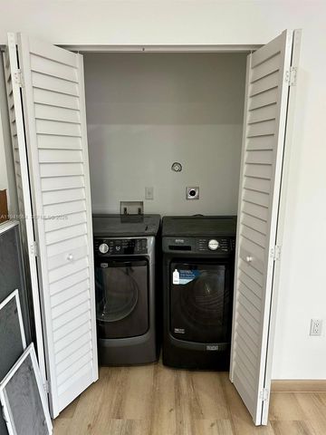 722 NW 6 CT, Florida City, FL 33034