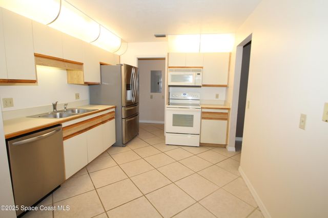 9027 Manchester Lane, 22f, West Melbourne, FL 32904
