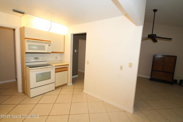 9027 Manchester Lane, 22f, West Melbourne, FL 32904