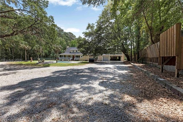 150 Palmetto Bluff Rd, Bluffton, SC 29910
