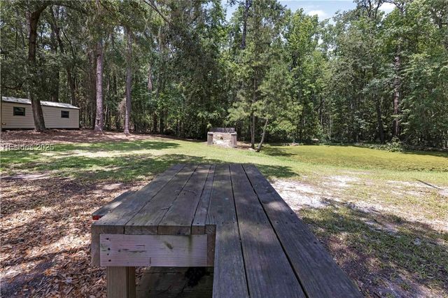 150 Palmetto Bluff Rd, Bluffton, SC 29910