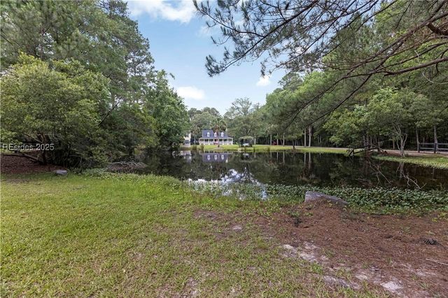 150 Palmetto Bluff Rd, Bluffton, SC 29910
