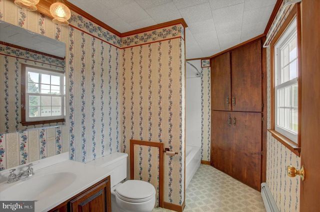 502 SOUTH ST, Mcsherrystown, PA 17344
