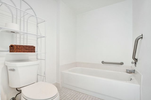 19 STRATFORD Drive E Unit F, Boynton Beach, FL 33436