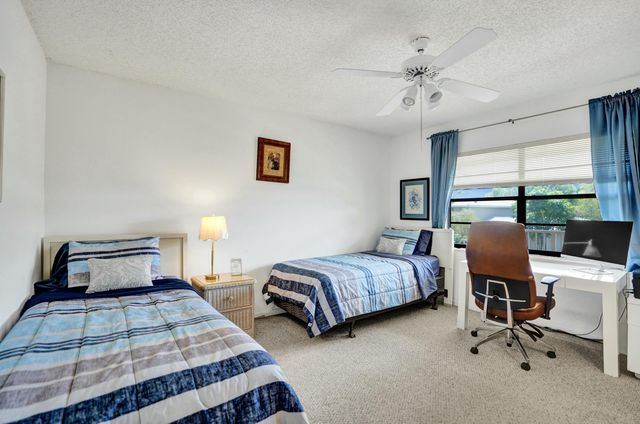 19 STRATFORD Drive E Unit F, Boynton Beach, FL 33436