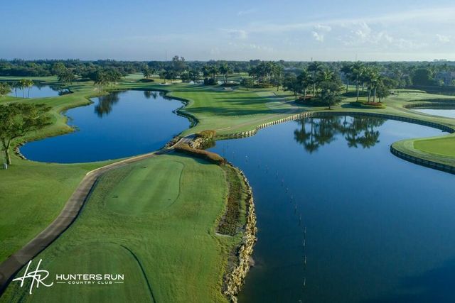 19 STRATFORD Drive E Unit F, Boynton Beach, FL 33436