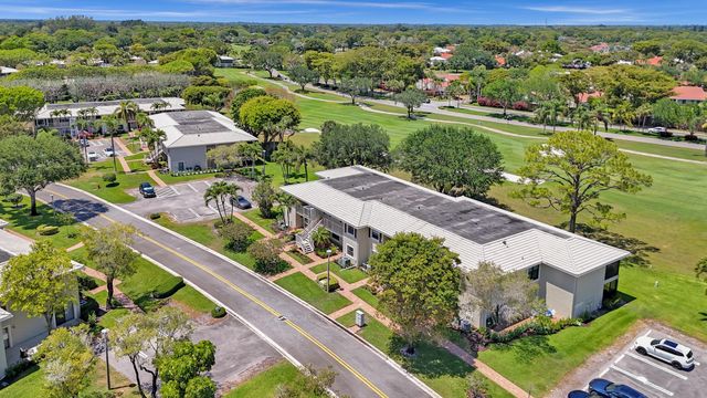 19 STRATFORD Drive E Unit F, Boynton Beach, FL 33436