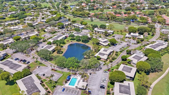 19 STRATFORD Drive E Unit F, Boynton Beach, FL 33436