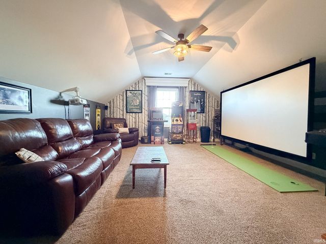 9020 Pierce Drive, Evansville, IN 47725