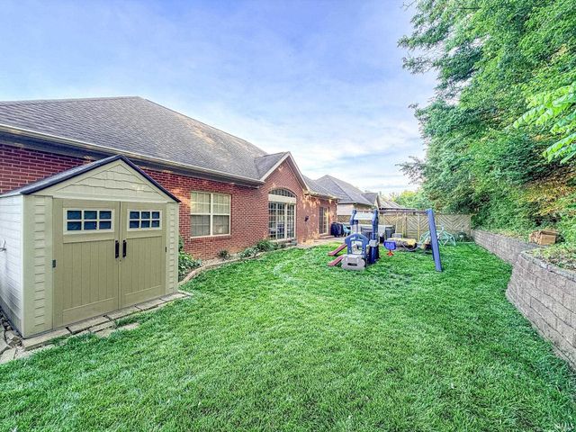 9020 Pierce Drive, Evansville, IN 47725