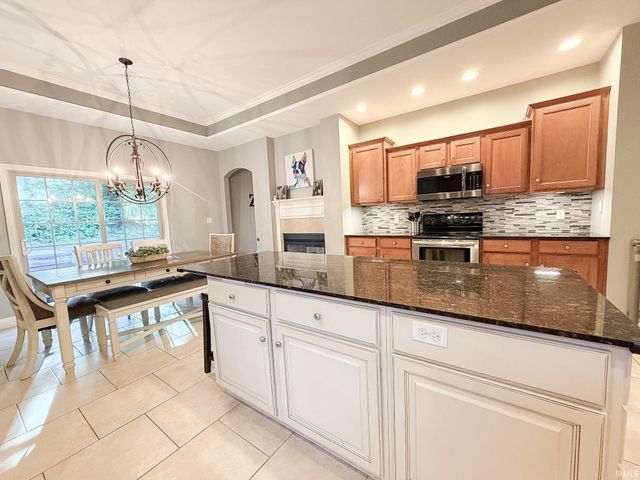 9020 Pierce Drive, Evansville, IN 47725