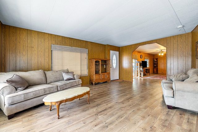 2706 W Ashlan Ave Spc 115, Fresno, CA 93705