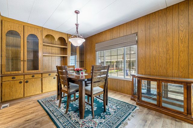 2706 W Ashlan Ave Spc 115, Fresno, CA 93705