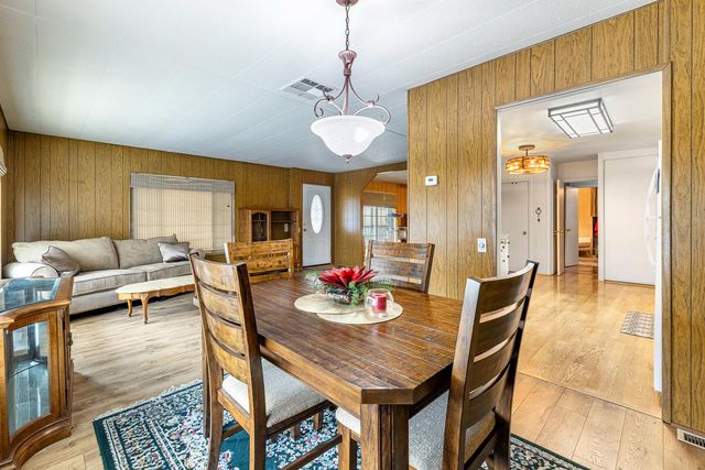 2706 W Ashlan Ave Spc 115, Fresno, CA 93705