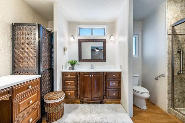 2706 W Ashlan Ave Spc 115, Fresno, CA 93705