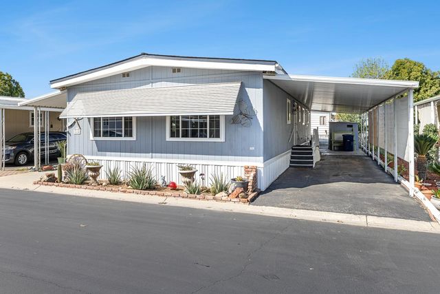 2706 W Ashlan Ave Spc 115, Fresno, CA 93705