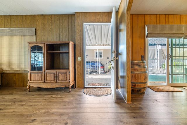 2706 W Ashlan Ave Spc 115, Fresno, CA 93705