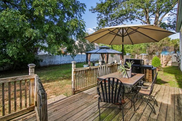 5 Merrimack Street, Hudson, NH 03051