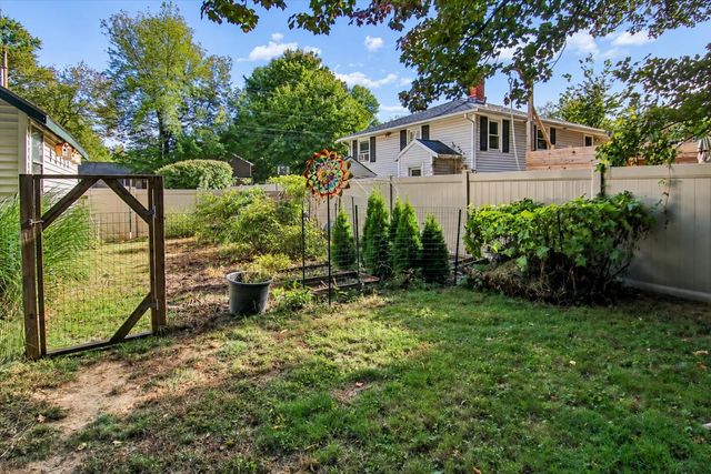 5 Merrimack Street, Hudson, NH 03051