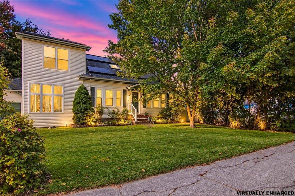 5 Merrimack Street, Hudson, NH 03051