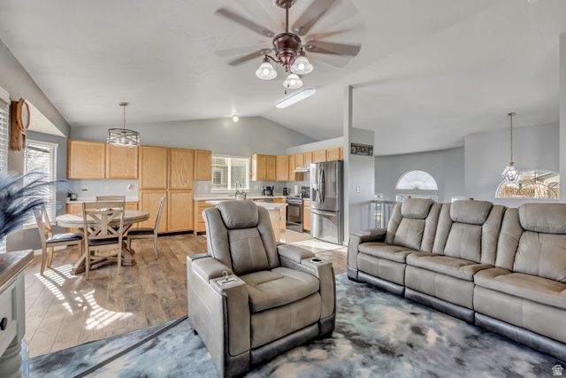 3013 S DOODLE BUG PL, West Valley City, UT 84128